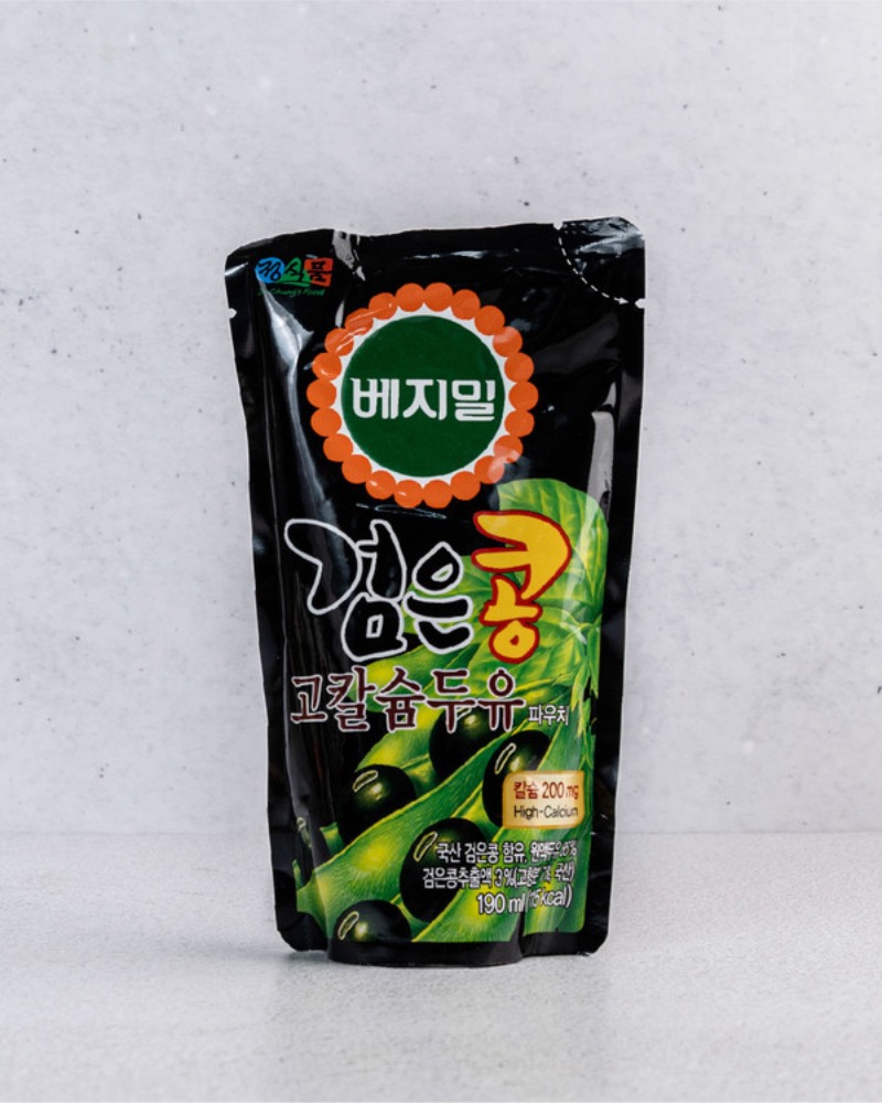[정식품] 베지밀 검은콩 고칼슘 두유 (파우치) 190ml 유통기한: 2023.02.03